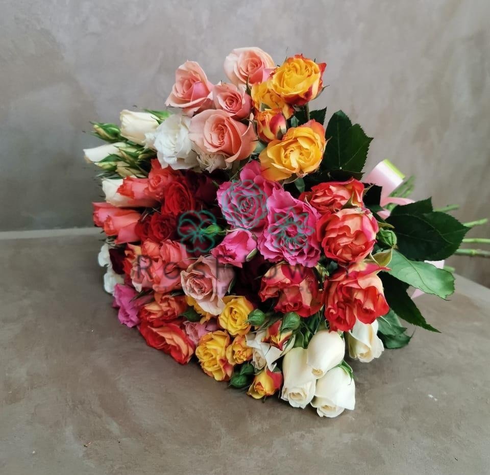 Букет цветов из: Розы в Мильково