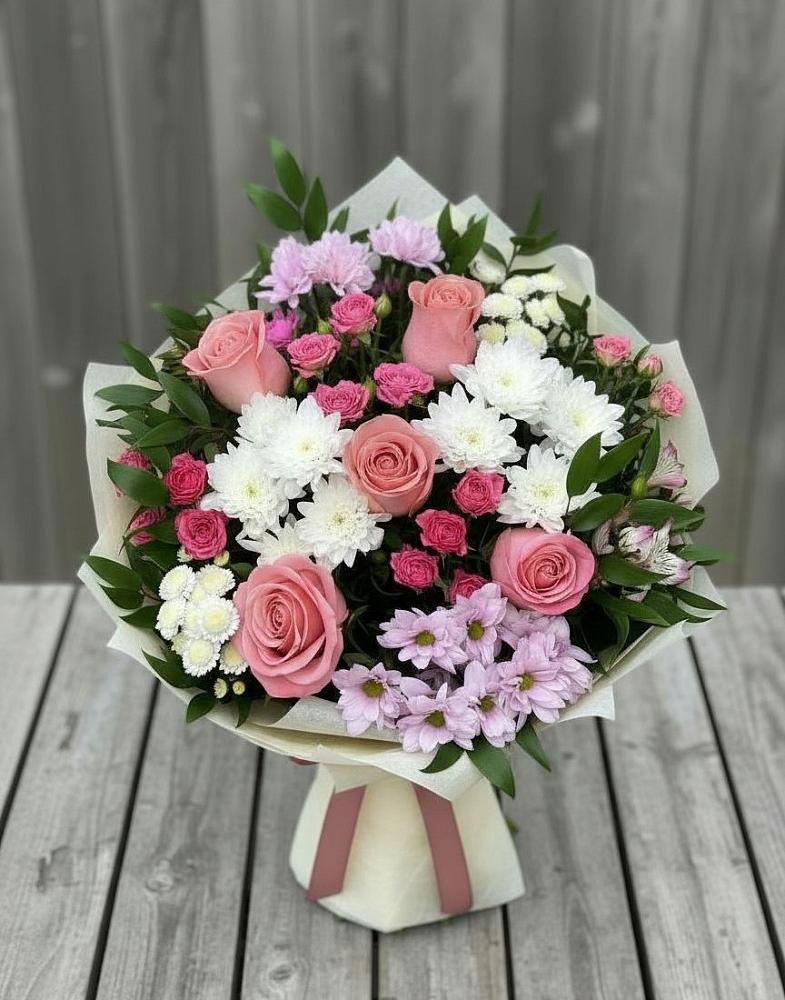 Букет цветов из: Альстромерии, Гвоздики, Розы и Хризантемы в Мильково