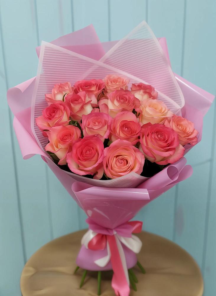 Букет 15 Розовых роз Равель в Мильково
