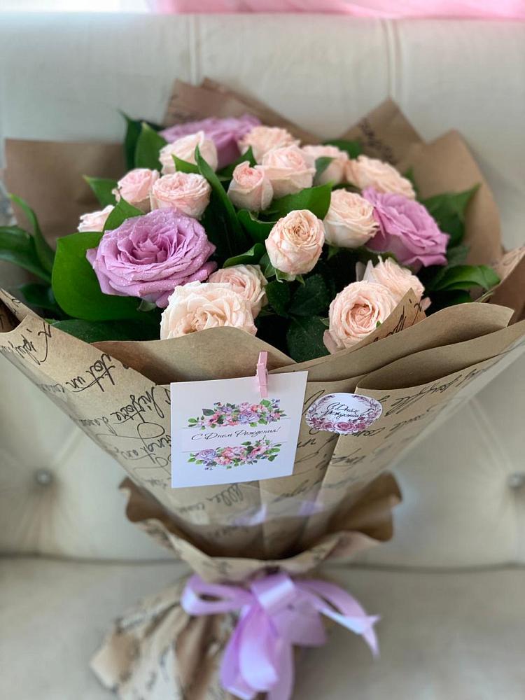 Букет цветов из: Розы в Мильково