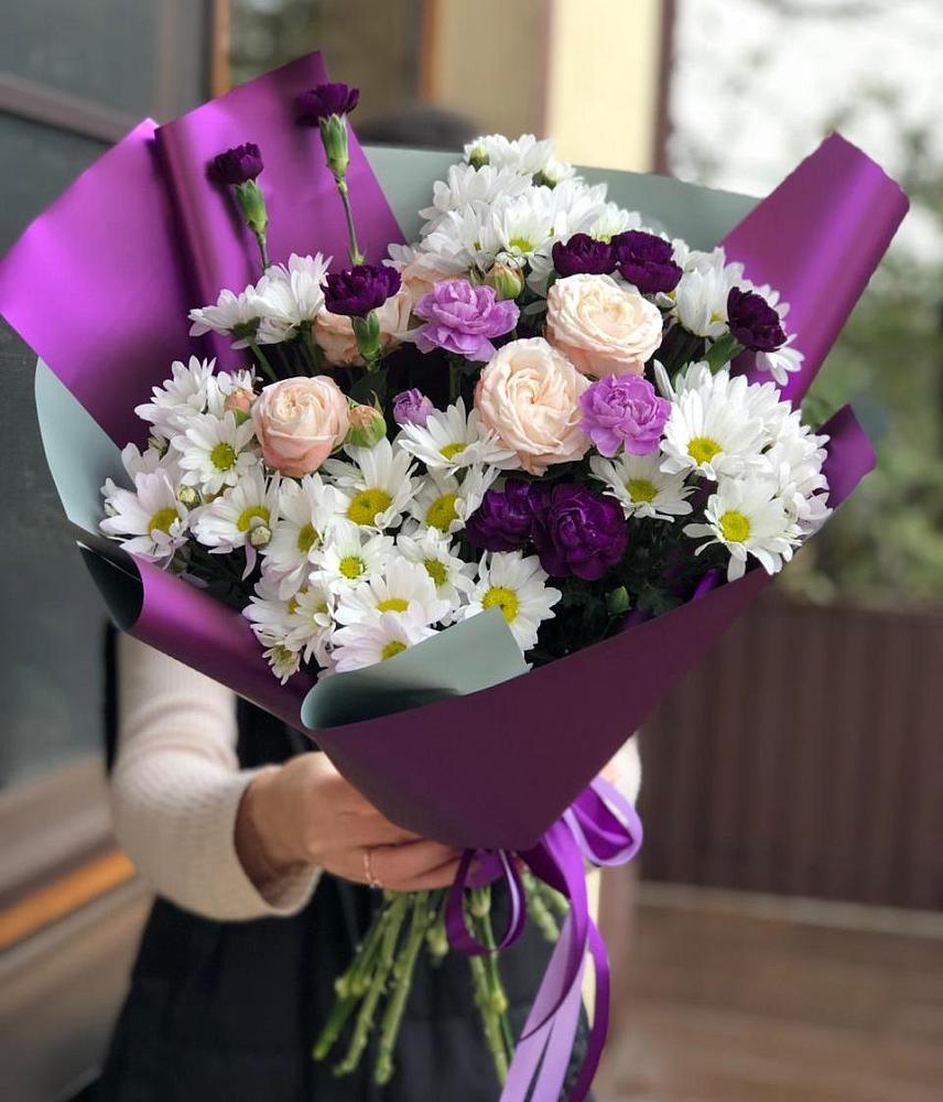 Букет цветов из: Хризантемы, Гвоздики и Розы в Мильково