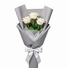 Букет 3 белые розы в Мильково