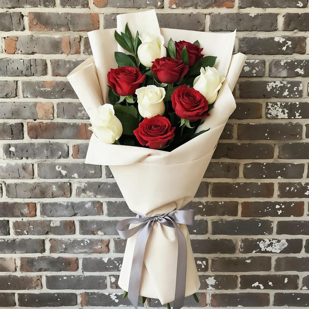 Букет цветов из: Розы в Мильково