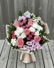 Букет цветов из:  Альстромерии, Гвоздики, Розы и Хризантемы в Мильково