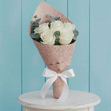 Букет цветов из:  Розы в Мильково