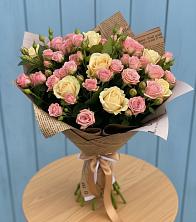 Букет цветов из:  Розы в Мильково