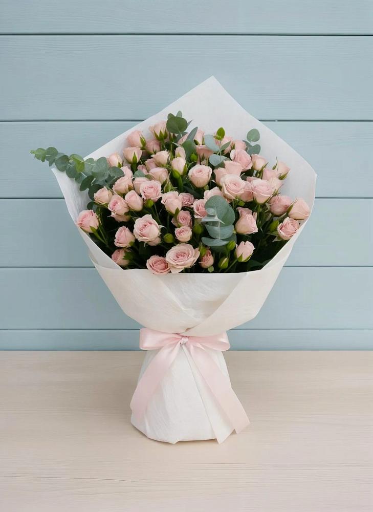 Букет цветов из: Розы в Мильково