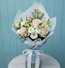 Букет цветов из:  Розы и Лизиантусы #REPLACE_PRED# Мильково