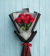 Букет цветов из:  Розы в Мильково
