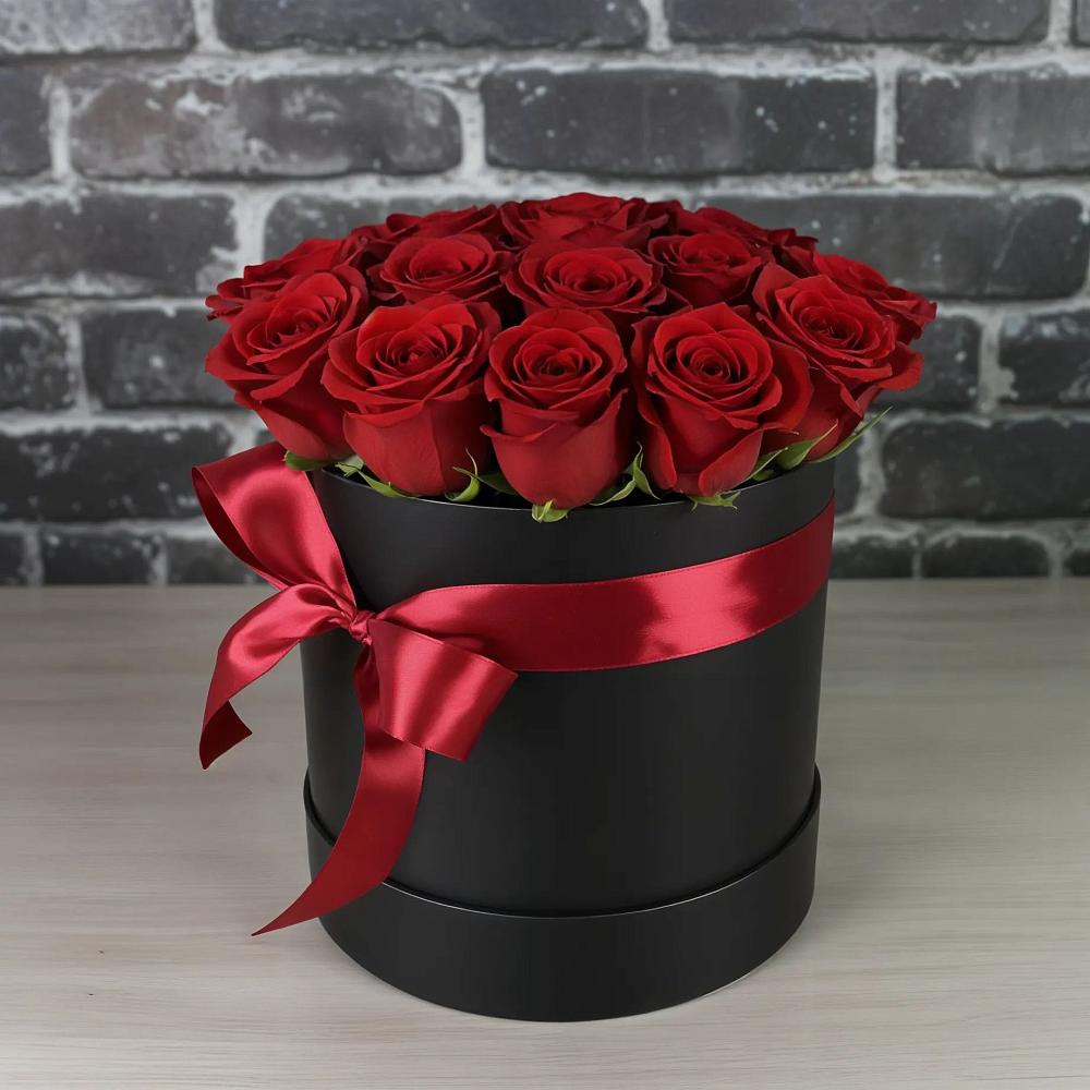 Цветочная композиция из Розы в шляпной коробке в Мильково