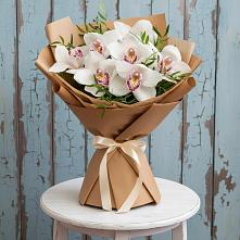 Букет цветов из:  Орхидеи и Розы в Мильково